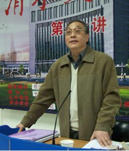 嚴寶杰