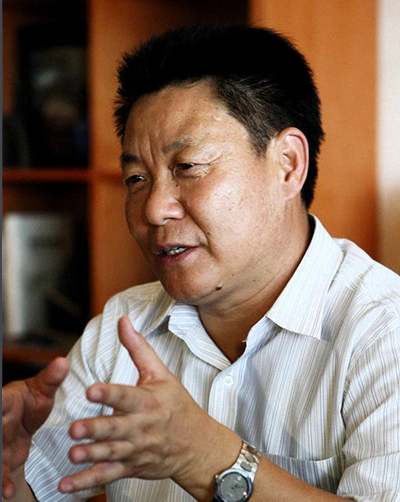 謝康民