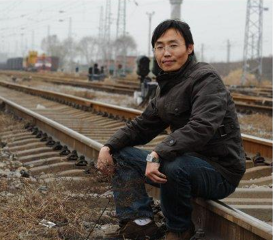 辛泊平