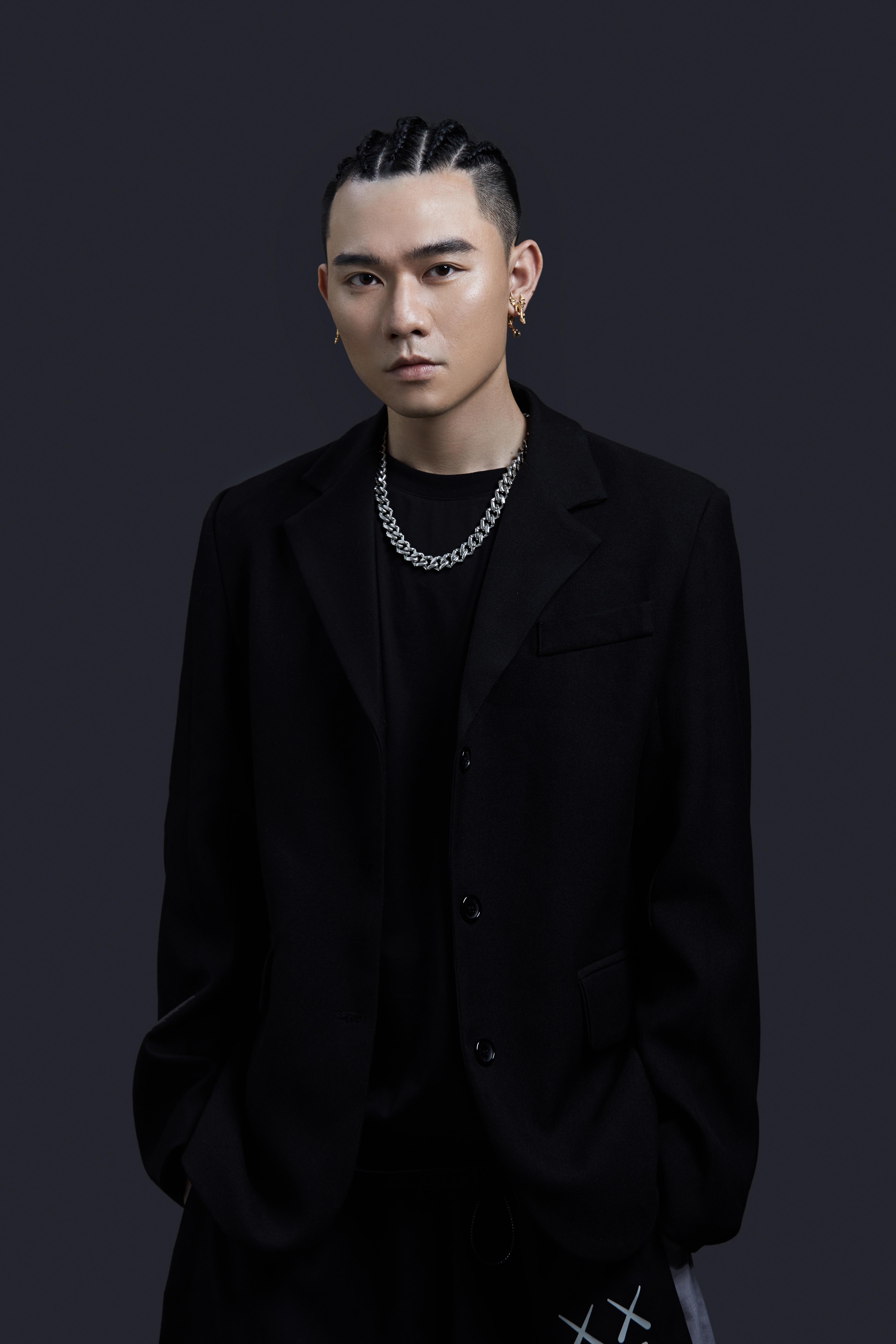 郑向东