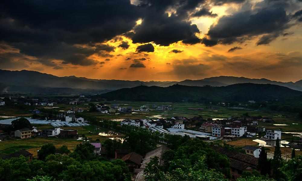 三河村