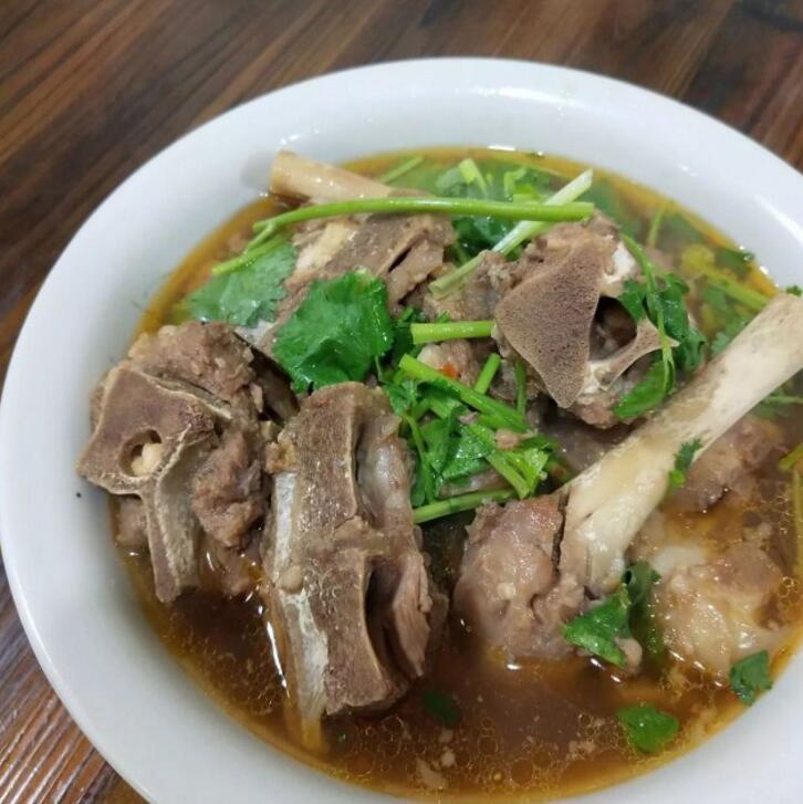 羊骨头汤