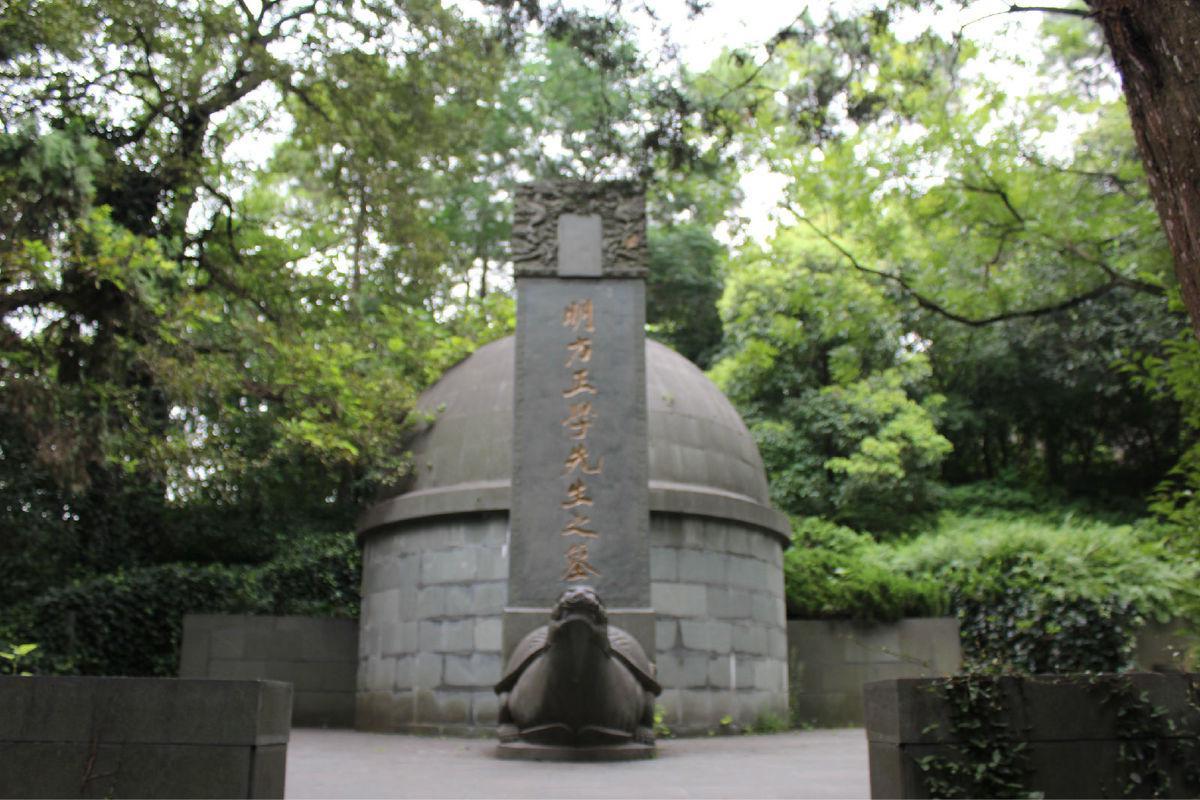 1960年在南京西善桥发现宫山大墓