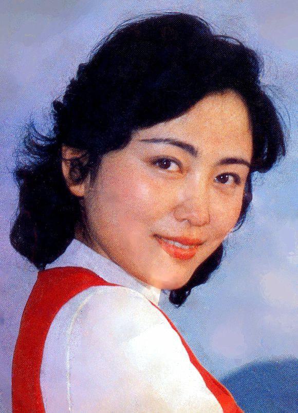 周麗娜