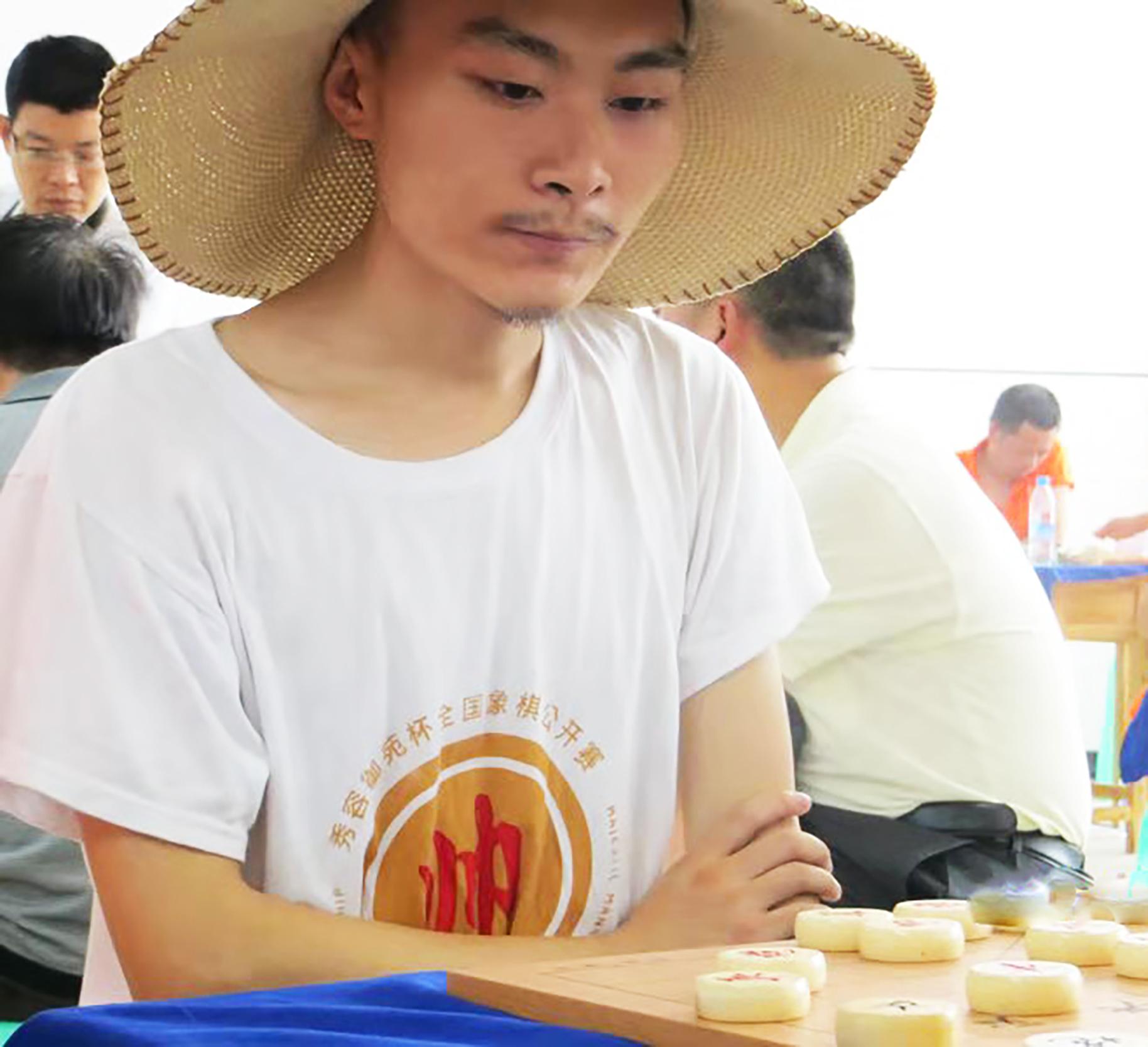 侯文博