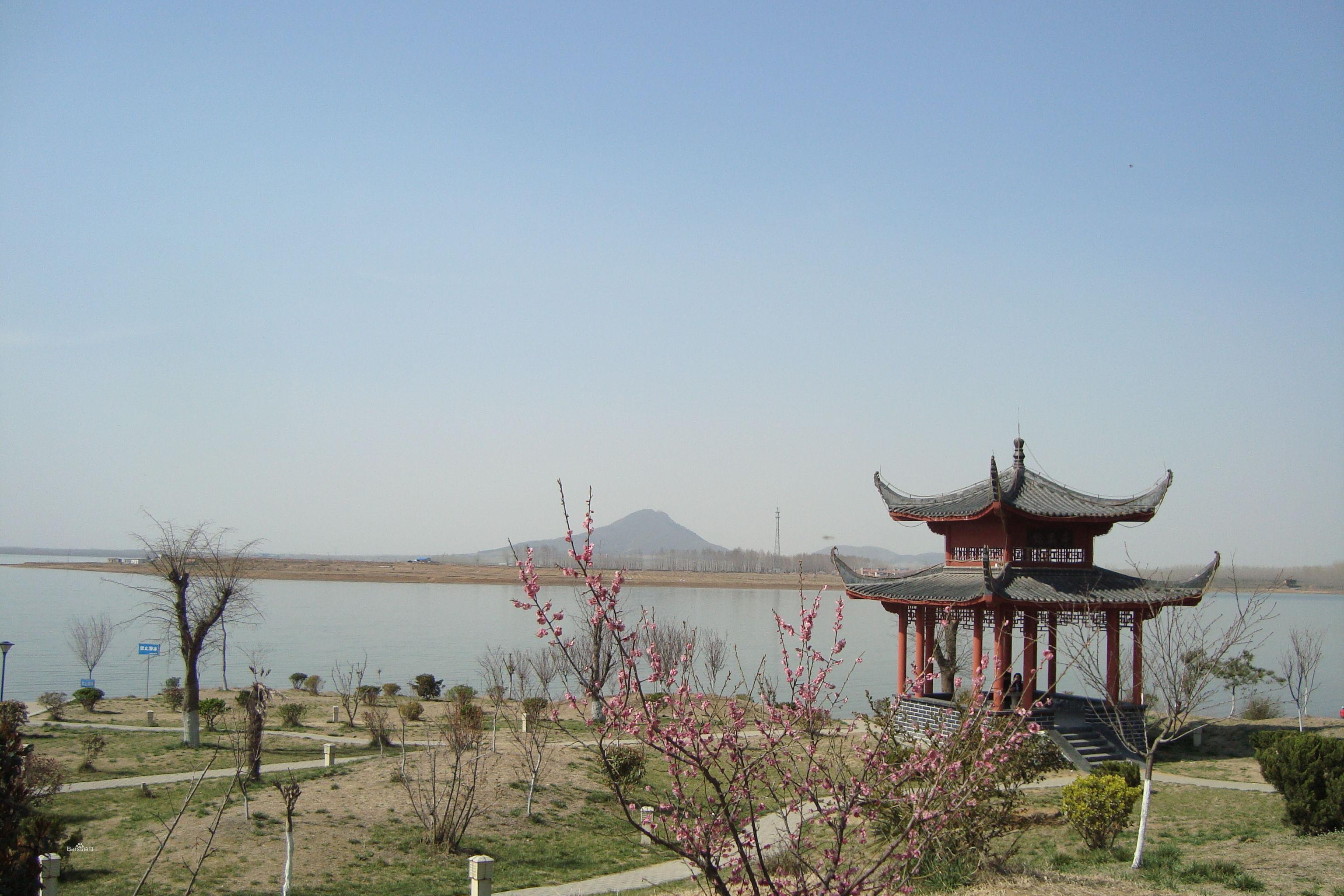 小塔山水庫水利風(fēng)景區(qū)