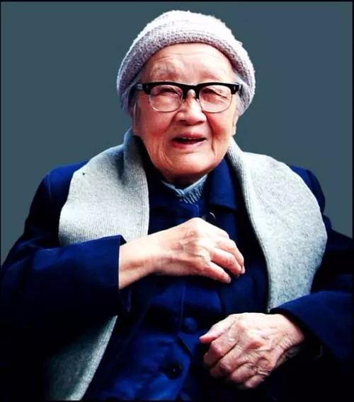 朱旦华