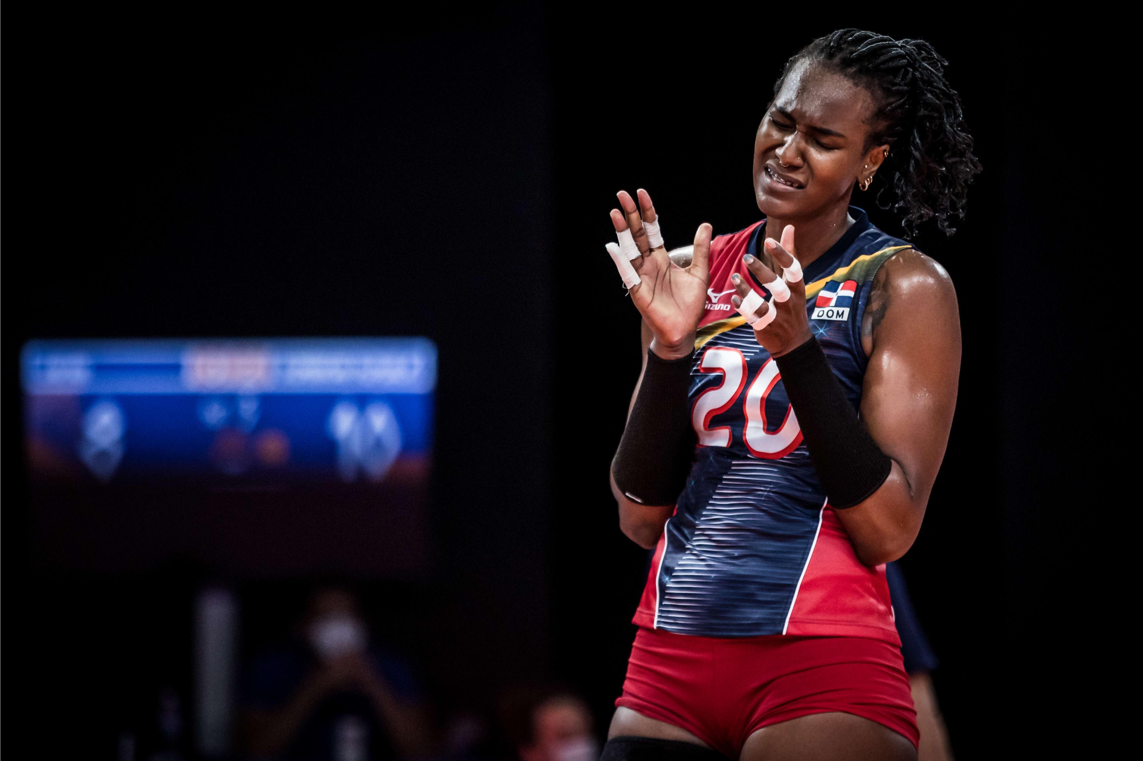 J·馬丁內(nèi)茲