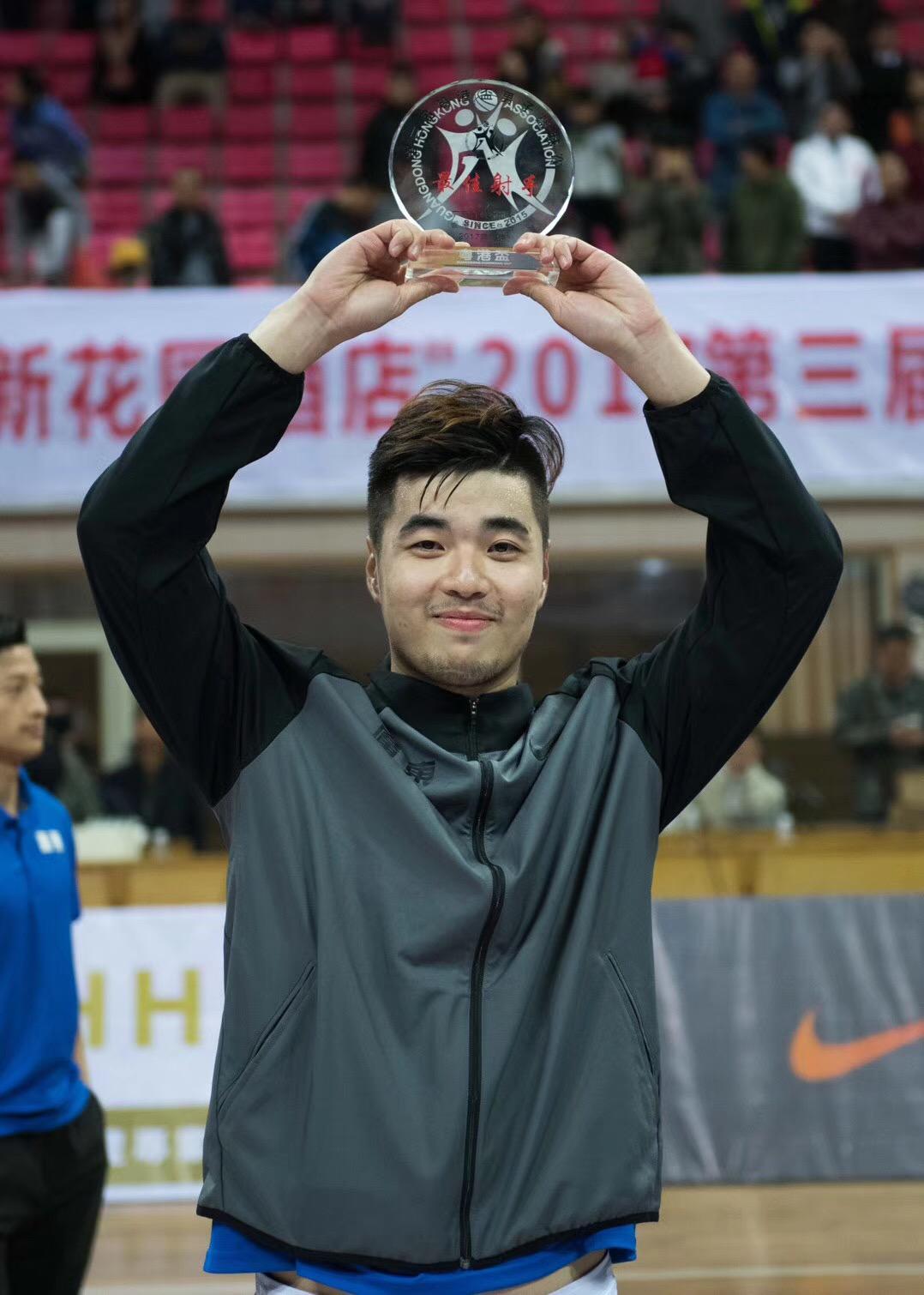 李翔
