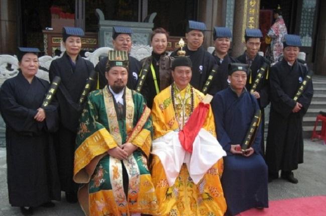 天师下凡