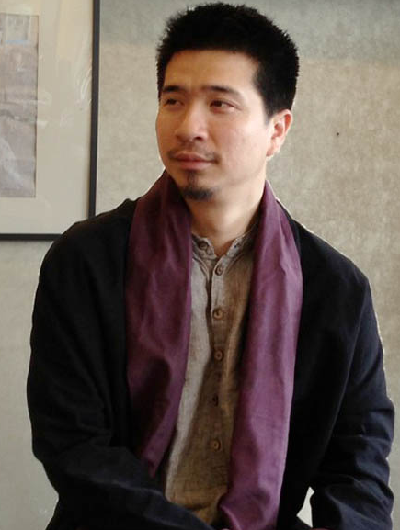 梁成斌