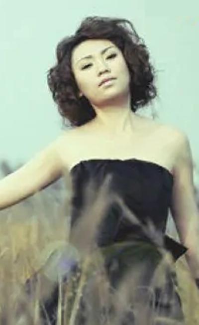 栗雅馨