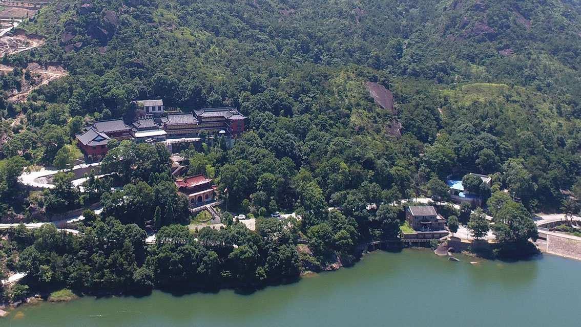 巖庵碧泉寺