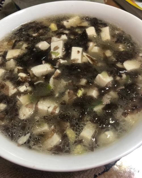 紫菜豆腐湯