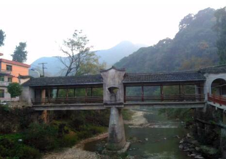 卢家村