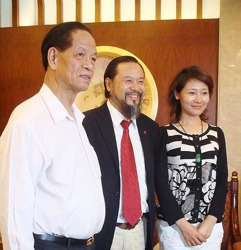 红旗三部曲