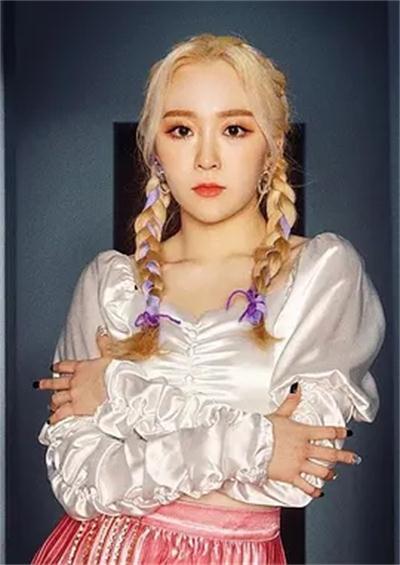 李彩正