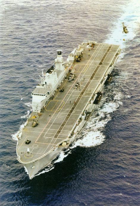 海洋級(jí)兩棲攻擊艦