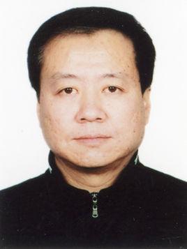 马东伟