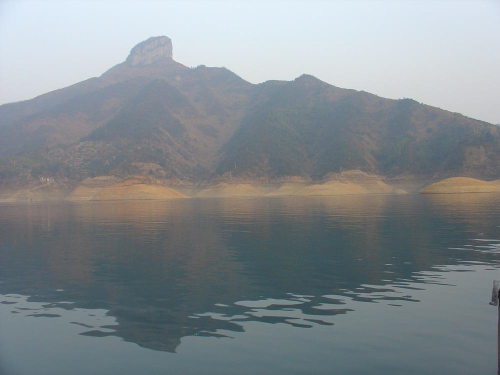 水庫村