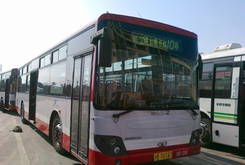 虹桥枢纽10路