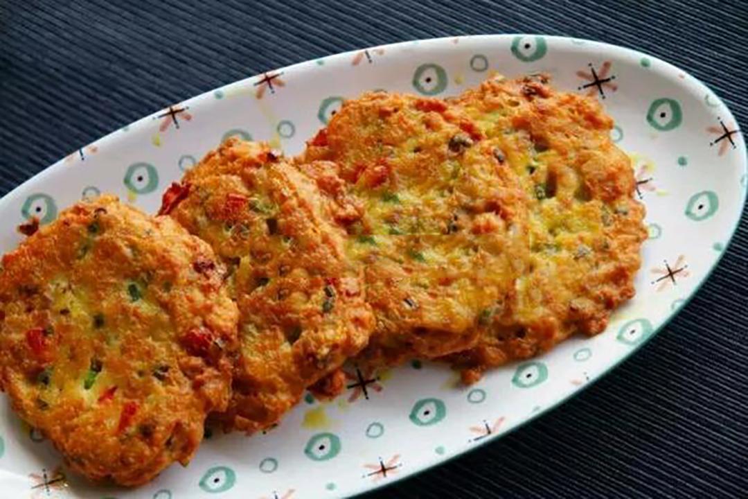 鸡蛋肉饼