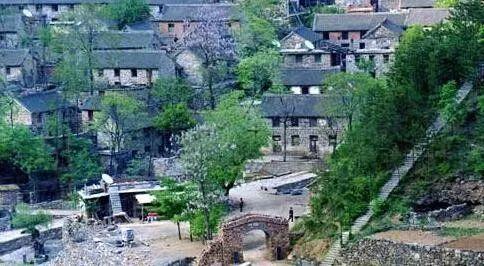 西张庄村