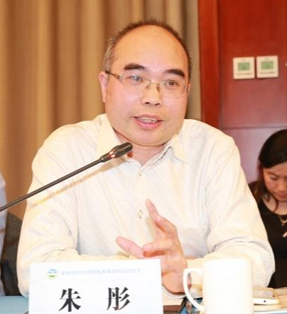 朱彤