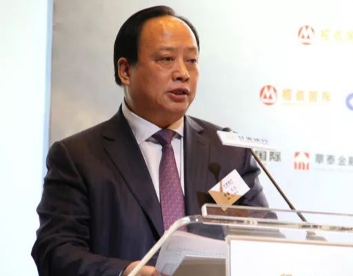 李鑫