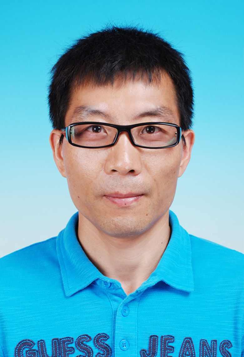 吳德群