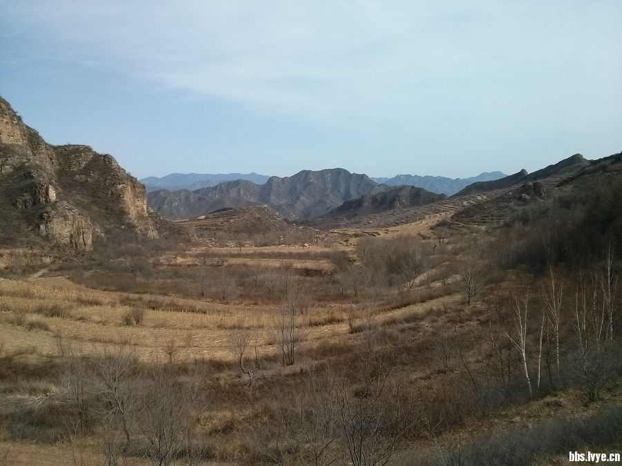 东梁村