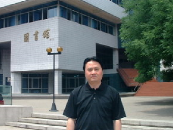 歐陽(yáng)謙