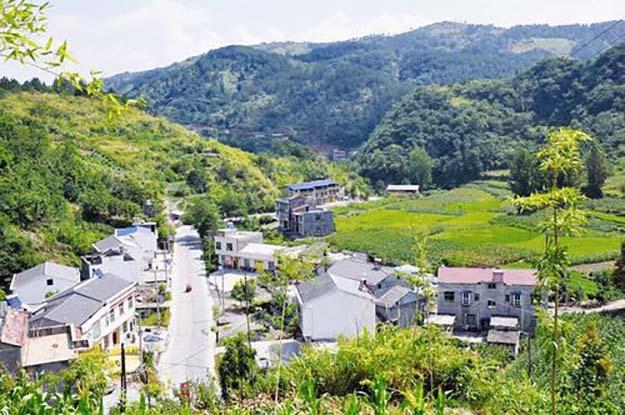 沙壩村