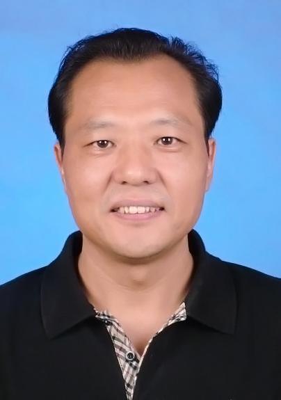 周巨根