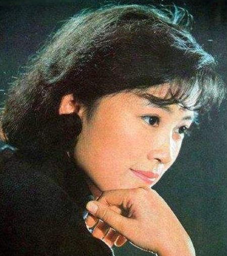 艳群芳