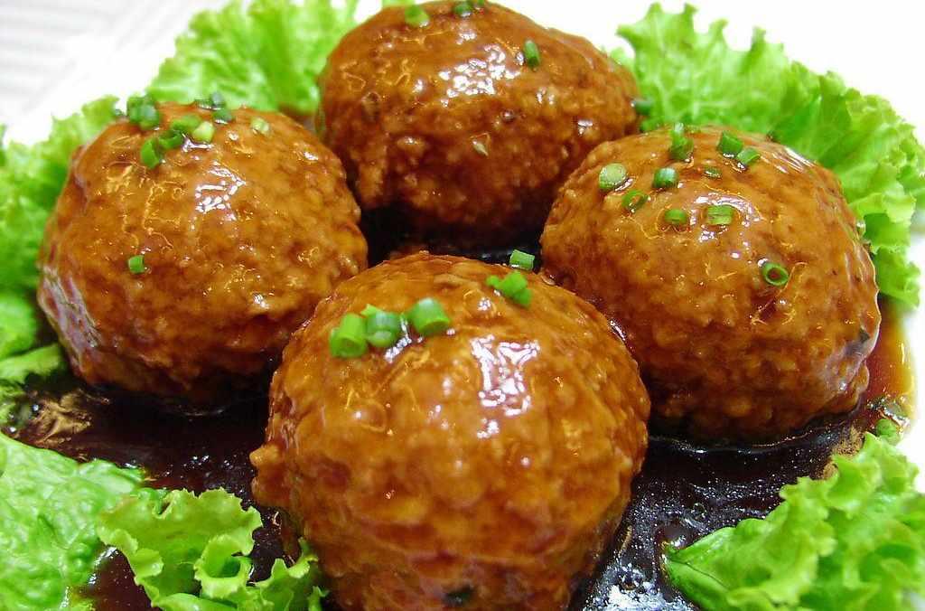 蟹黄狮子头