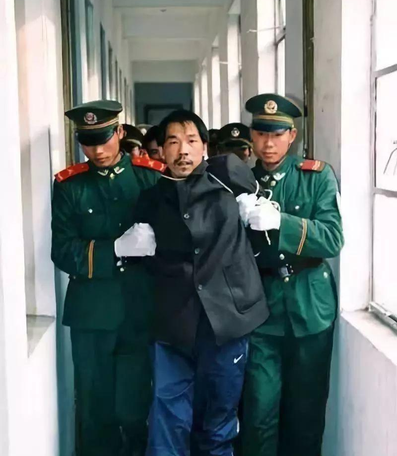 法子英