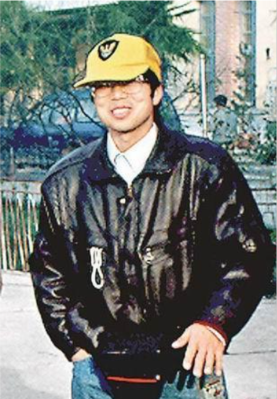 薛峰