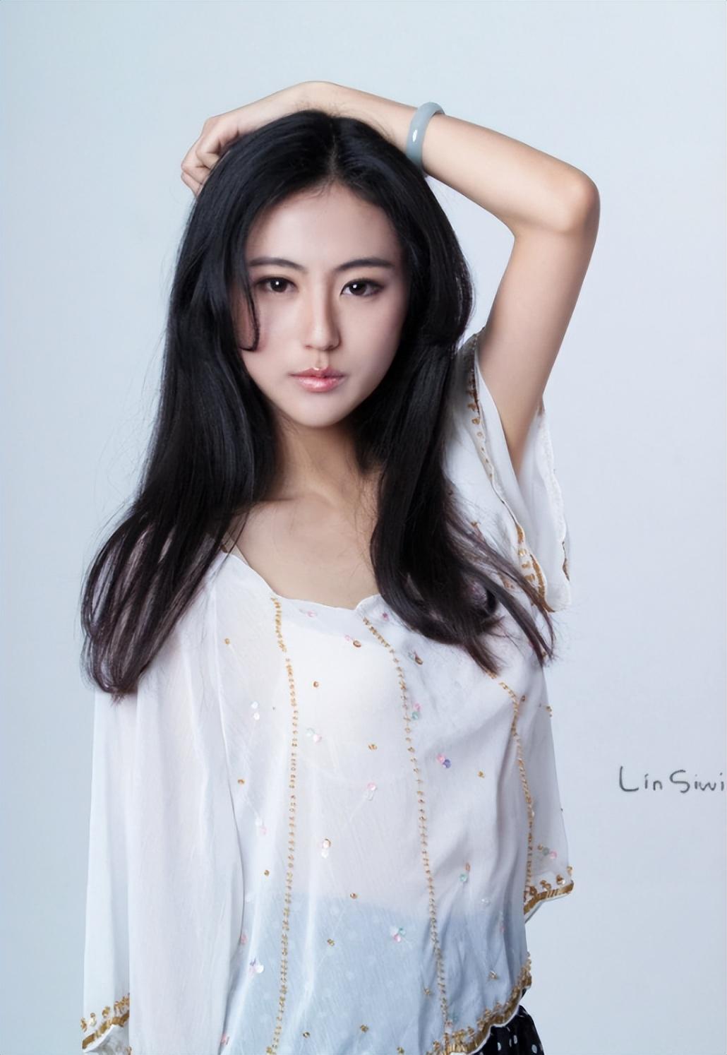 梁小騫