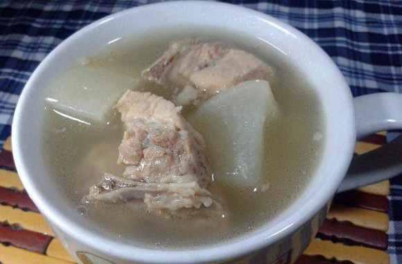 蘿卜骨頭湯