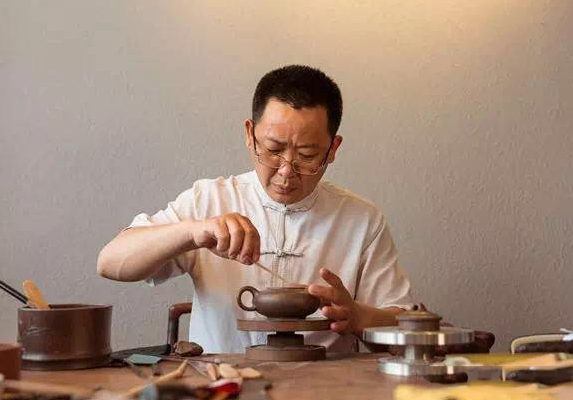 范偉群
